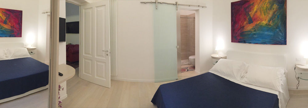 La Finestra Sul Convitto B&B เลชเช ภายนอก รูปภาพ