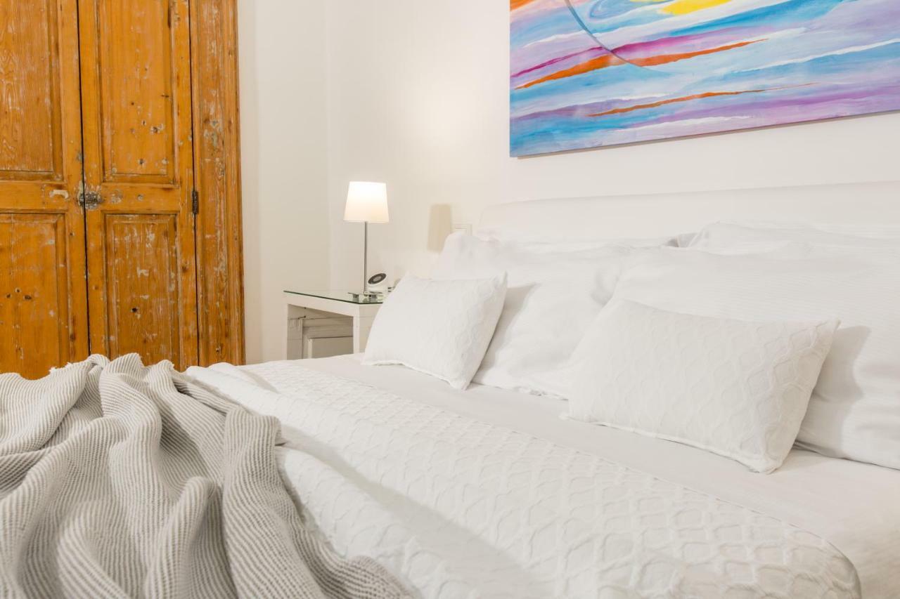 La Finestra Sul Convitto B&B เลชเช ภายนอก รูปภาพ