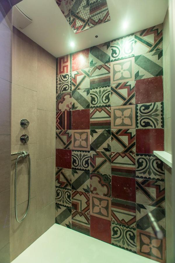La Finestra Sul Convitto B&B เลชเช ภายนอก รูปภาพ